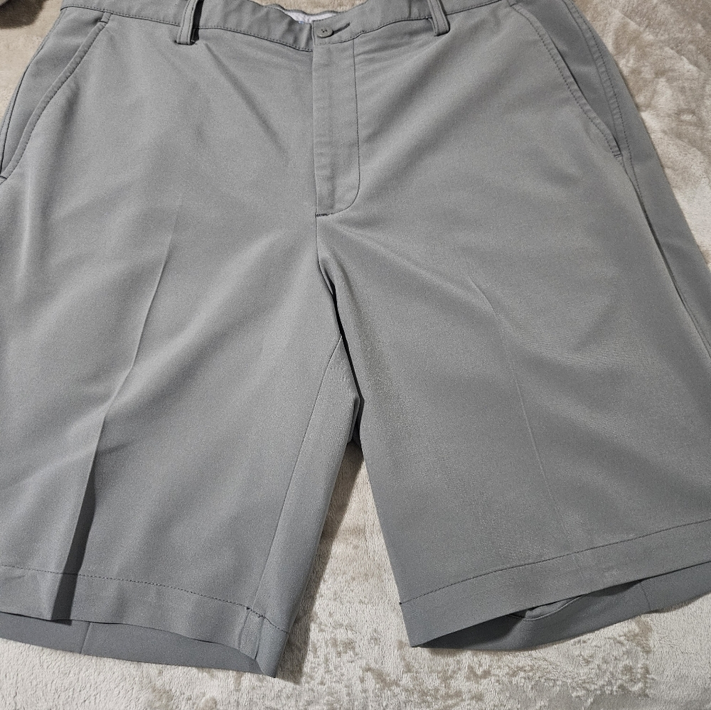 Footjoy lightweight shorts